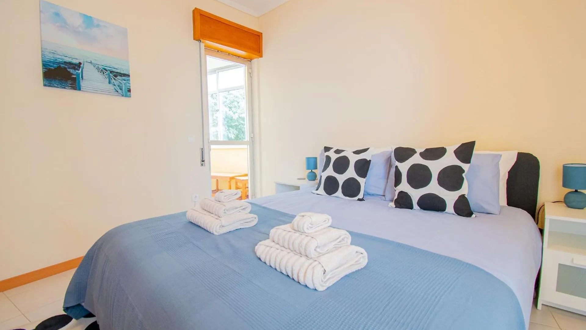 Apartman Casa Ocean Breeze, Two Bedrooms, 100M From The Beach! Portimão Portugália